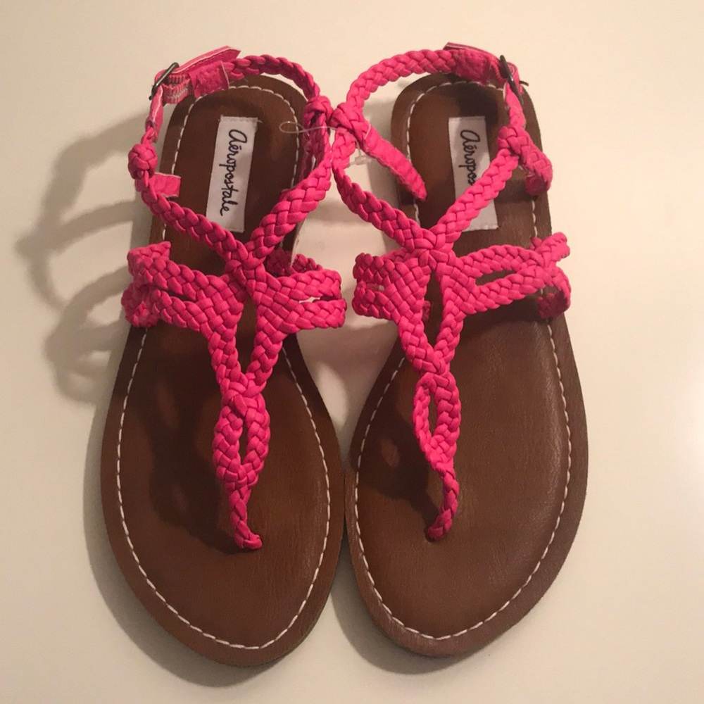Pink Aeropostale flat, strappy sandals